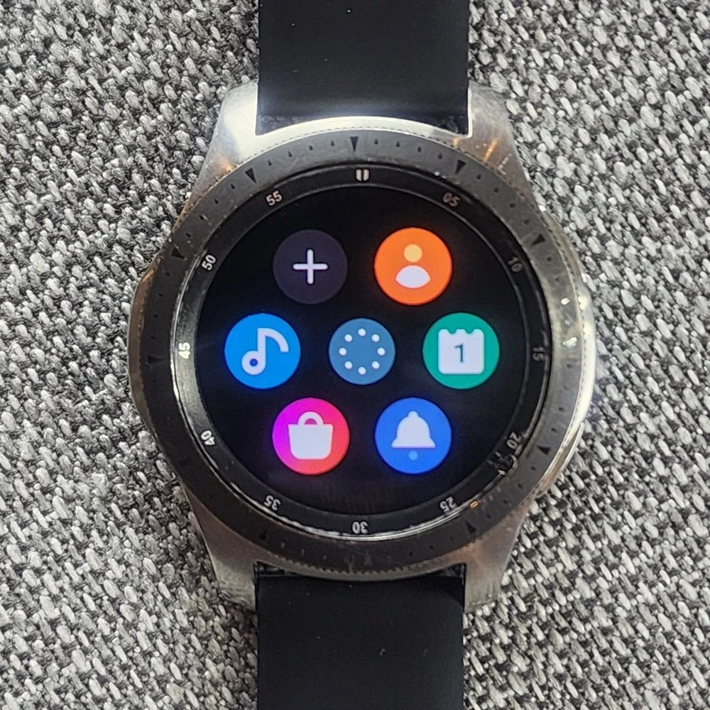 Samsung Mens Galaxy Watch 46mm Silver Smartwatch SM-R800 Bluetooth